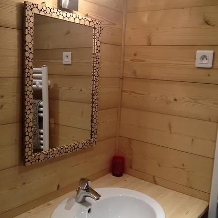 Chalet De Camille 木屋 勒利然